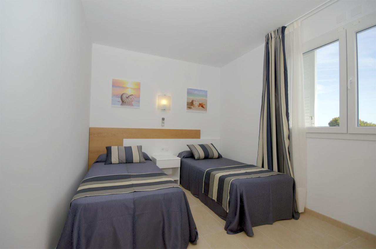 Villas Calan Bosch Mar Cala en Bosc Exterior photo